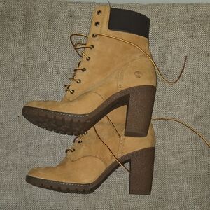 Timberland Women's Brown Lace-Up Combat Boots